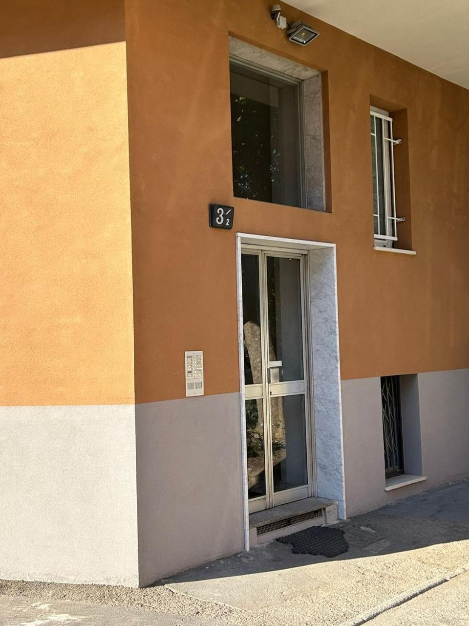 Lovely 2 Room Apartment With Small Garden Milano Eksteriør billede